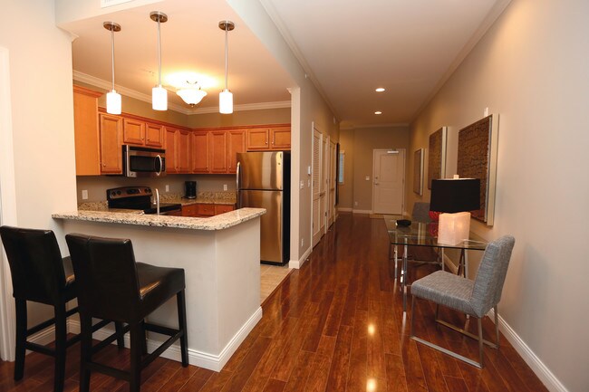 MMII - Lofts at 308 Ninth Apartments