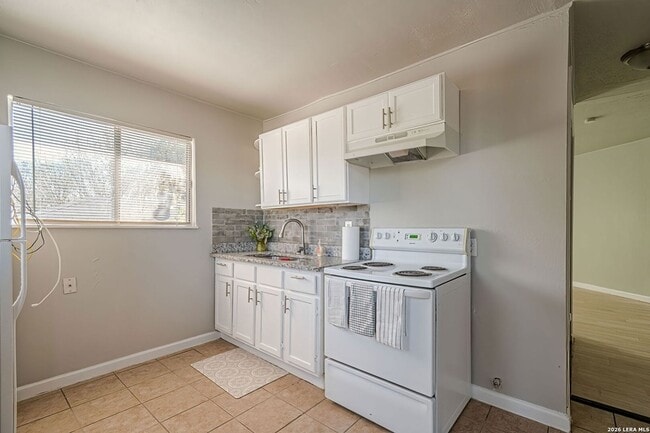 Photo - 2323 Arbor Pl