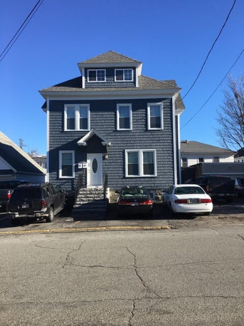 Building Photo - 18 Mt Vernon St Unit 2