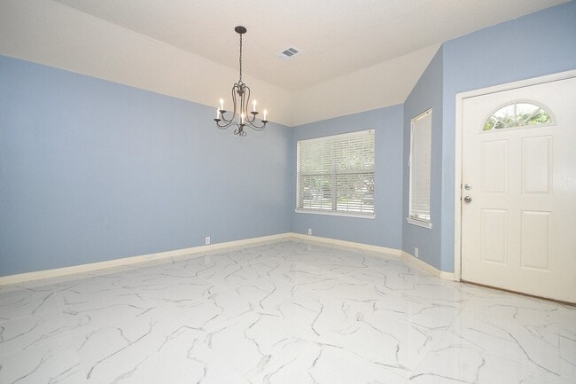 Photo - 6003 Baldwin Elm St