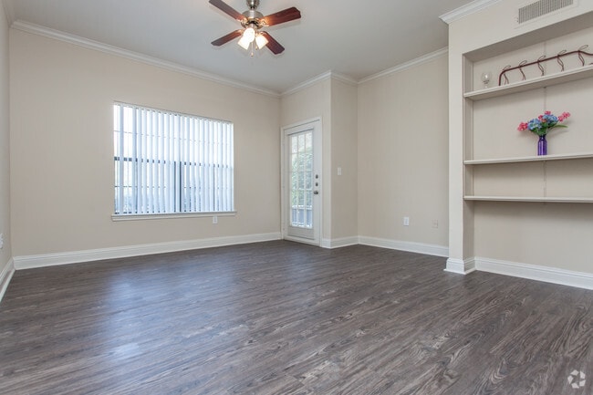 1HAB, Sala de estar - Lakeshore Villas