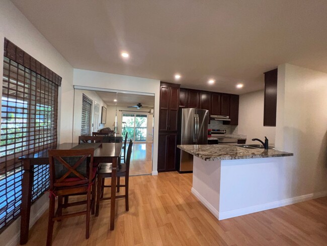 FURNISHED PET FRIENDLY 2 bed/1.5 bath Kihe... - FURNISHED PET FRIENDLY 2 bed/1.5 bath Kihe... Condo Unit 16-203