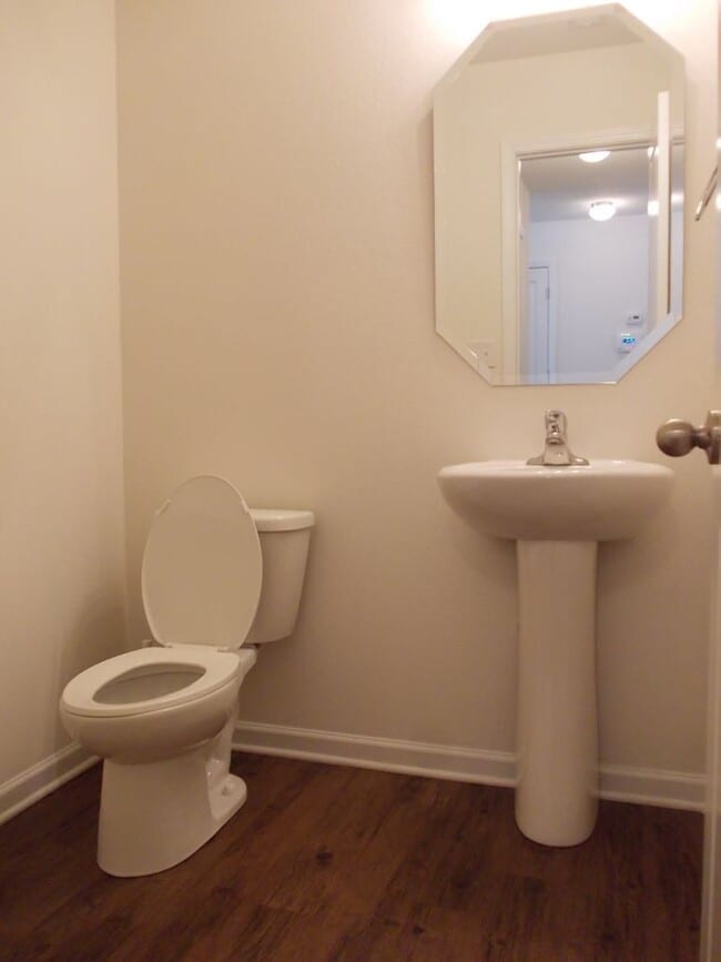 Photo - 2528 Walnut Forest Dr