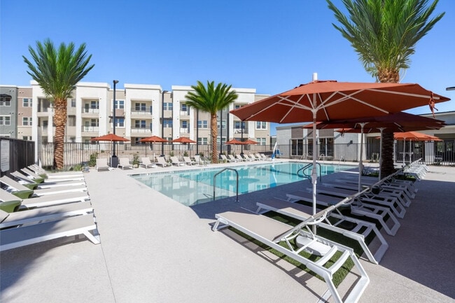 Ascend Heartland apartments — community photo