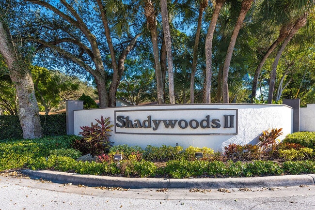 Building Photo - 4143 Palm Forest Dr N