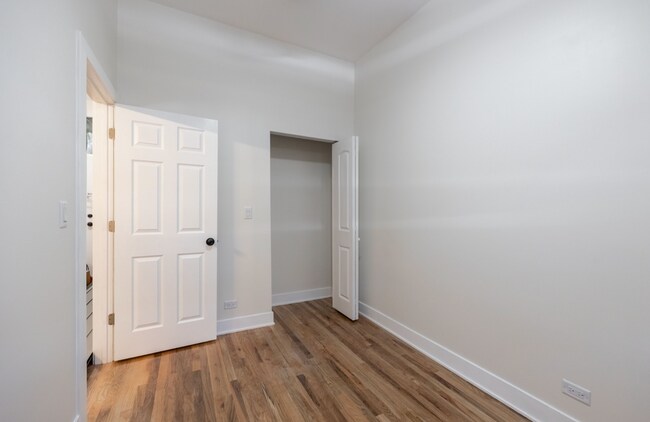 Photo - 1742 N California Ave