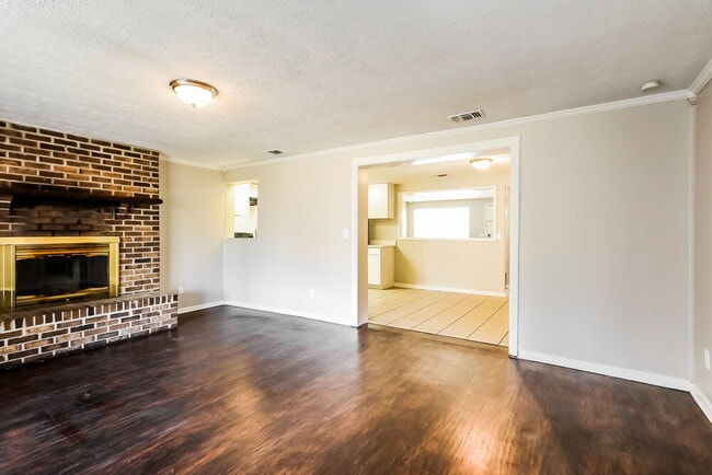 Photo - 7573 Patrice Ct