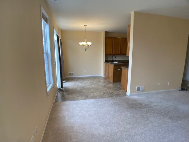 24951 Clare Cir