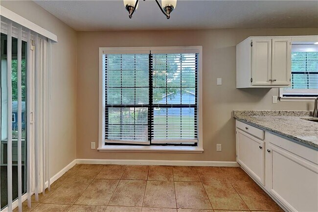 Photo - 5580 Dorsett Shoals Ln