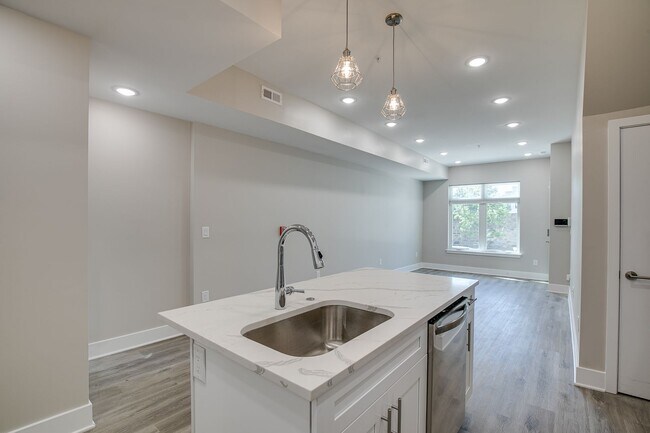 Photo - 2017 N College Ave Unit 1