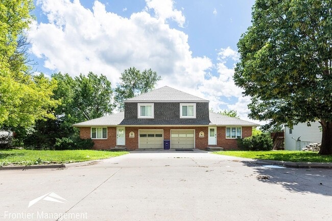 Photo - Beautiful 2 Bedroom Duplex located in West Manhattan!