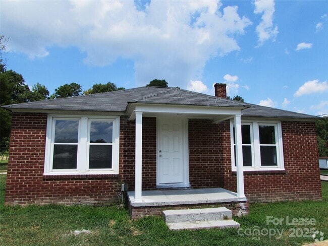 Building Photo - 1740 Patterson St Rental