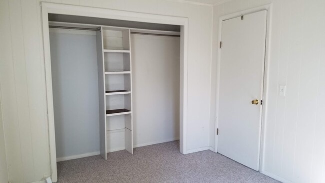 Bedroom Closet - 1301 Grace Ave Unit 2