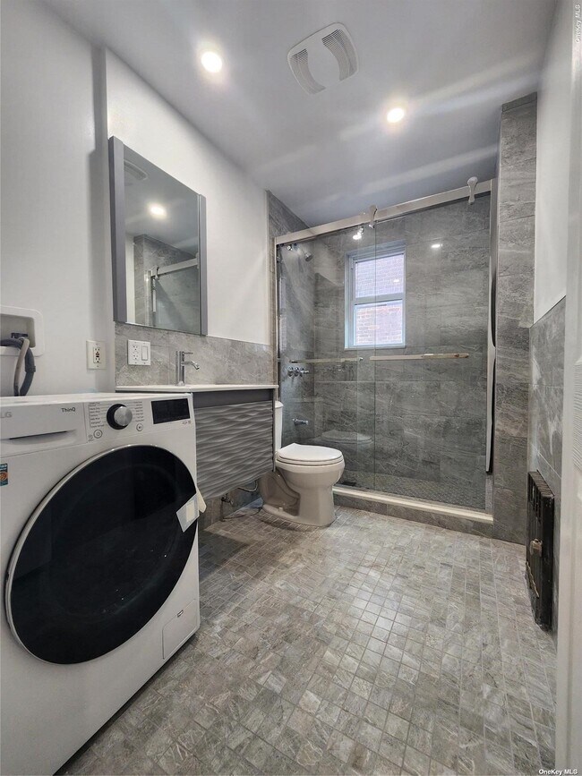 9425 239th St Townhome Townhome Rental in Floral Park NY