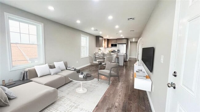 Photo - 1035 Atwells Ave Unidad 2