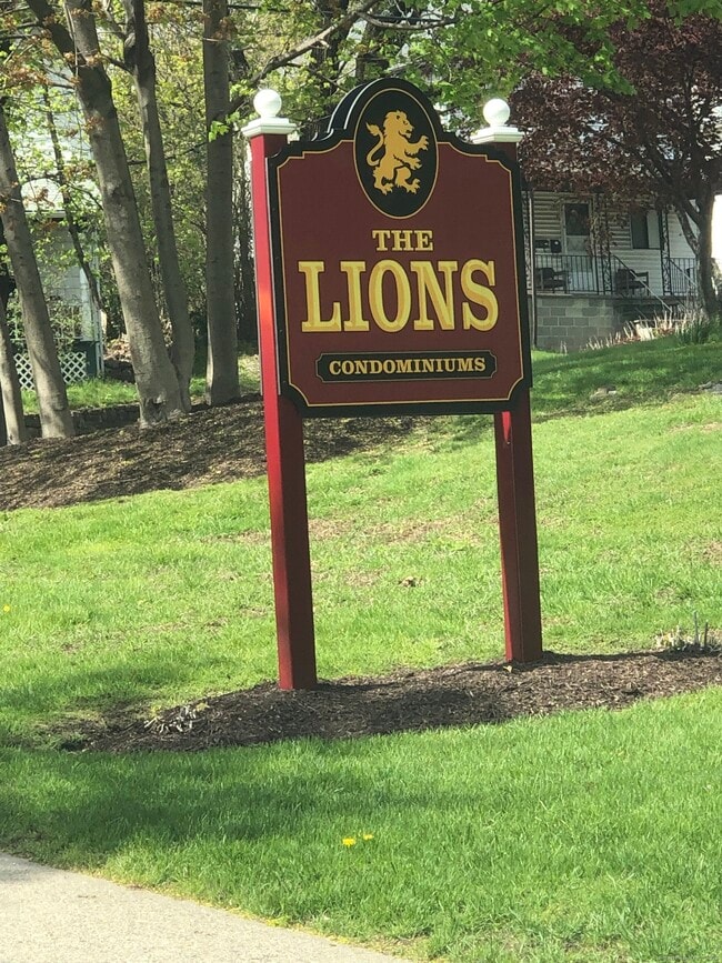 Building Photo - 126 Triangle St Unit APT B46