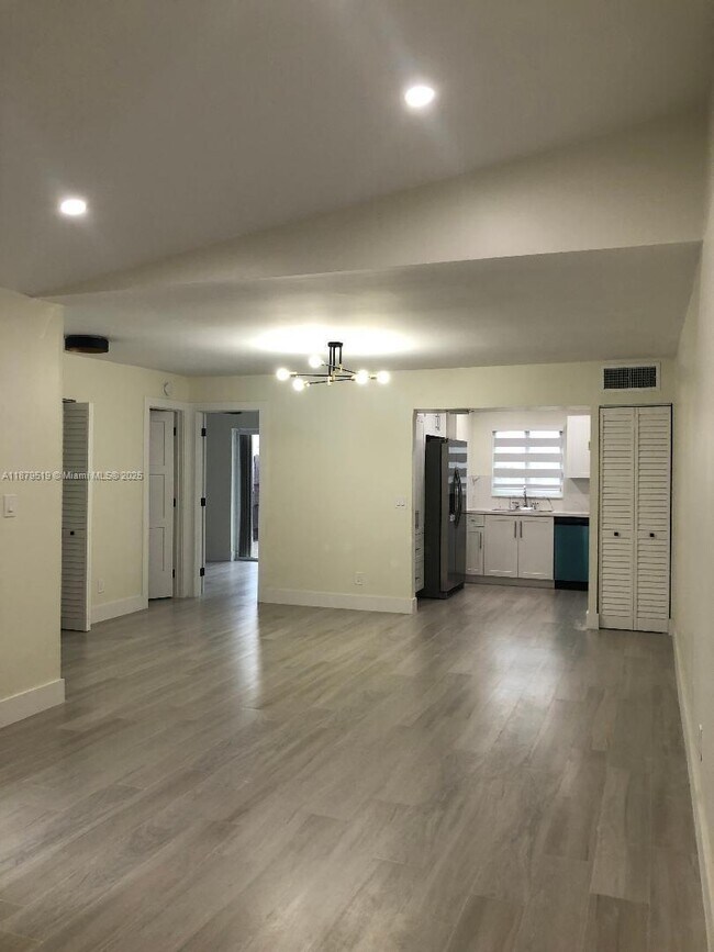 Photo - 7124 SW 110th Ave