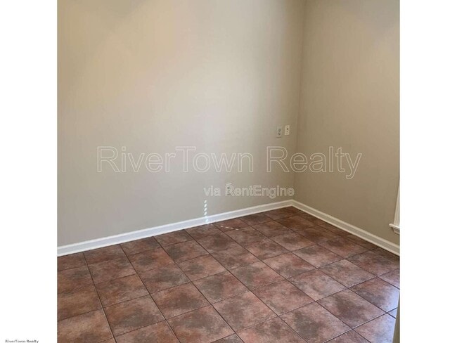 Photo - 645 Gookin Pl Unit 201