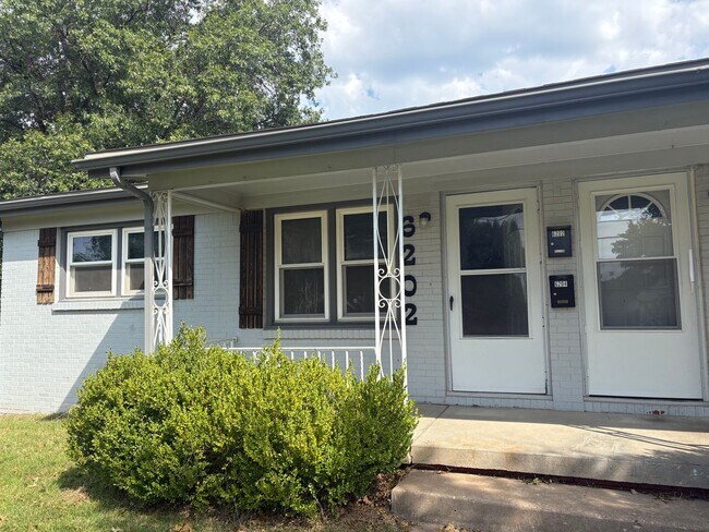 Building Photo - Wagle6204 Unit 6202 Rental