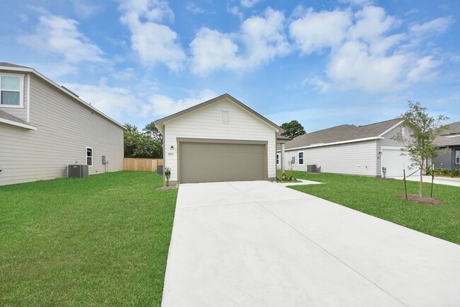 Photo - 31035 Gayle Prairie Oaks St