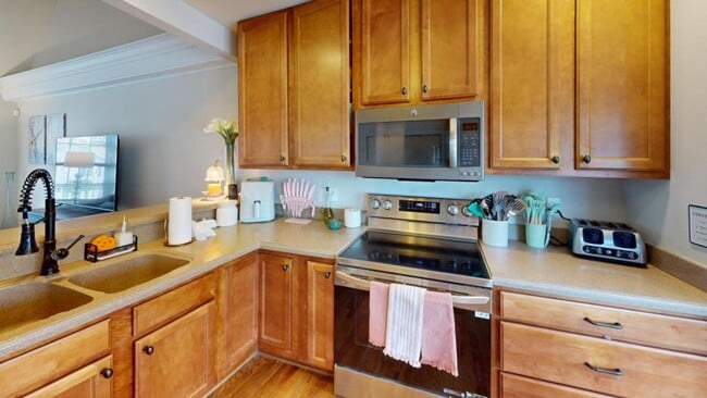 Photo - 9316 Shingle Oak Dr