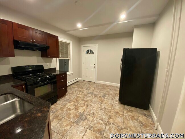 Photo - 42 Fenton St Unit 2