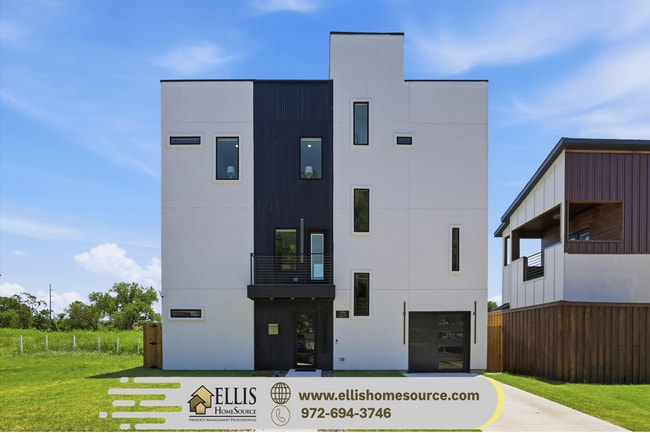 Building Photo - Modern West Dallas Home with Rooftop Views Near Downtown - Fully Furnished Optional