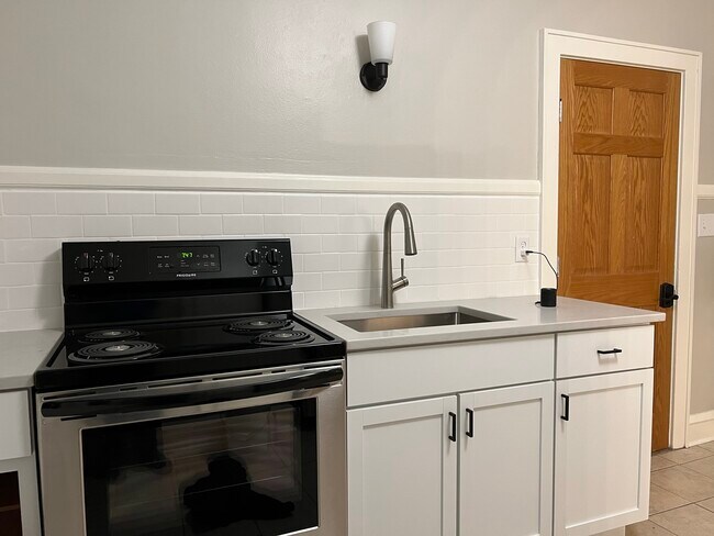 Photo - 118 E Franklin St Unidad 118