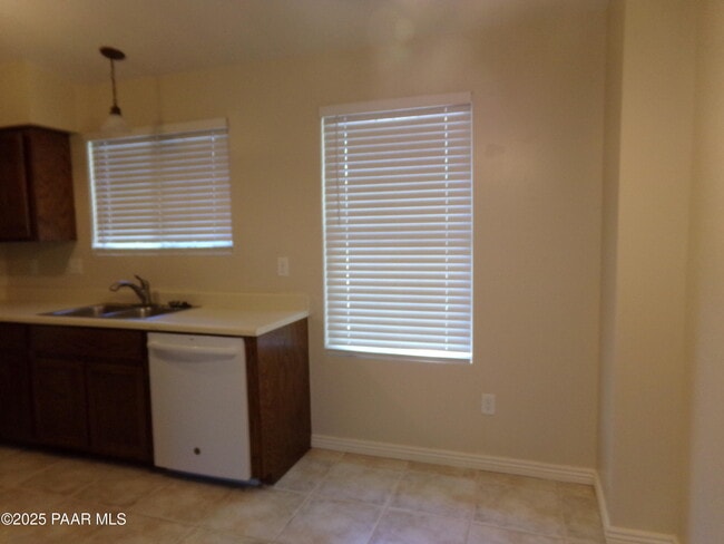 Photo - 345 S Virginia St