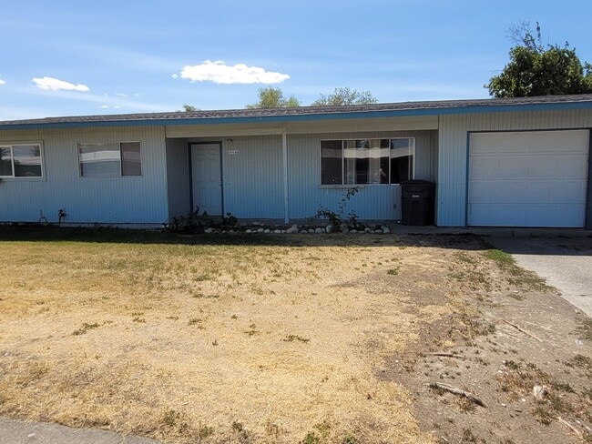 Building Photo - 8966tink Unit 8966 A Tinker Loop