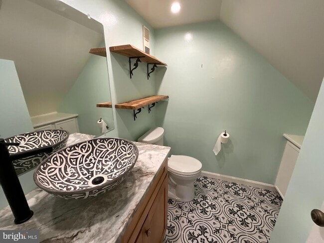 Photo - 3719 Ingalls Ave