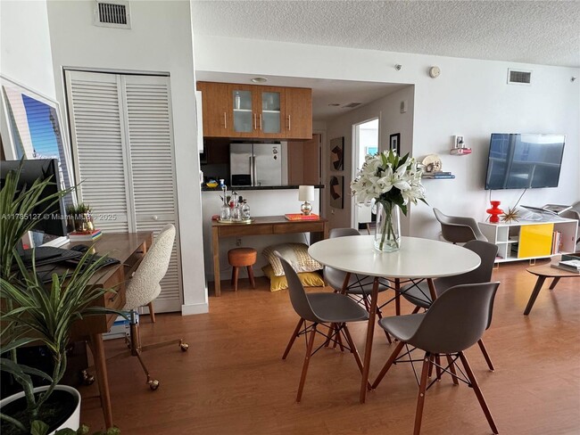 Photo - 601 NE 23rd St Condo Unit 801