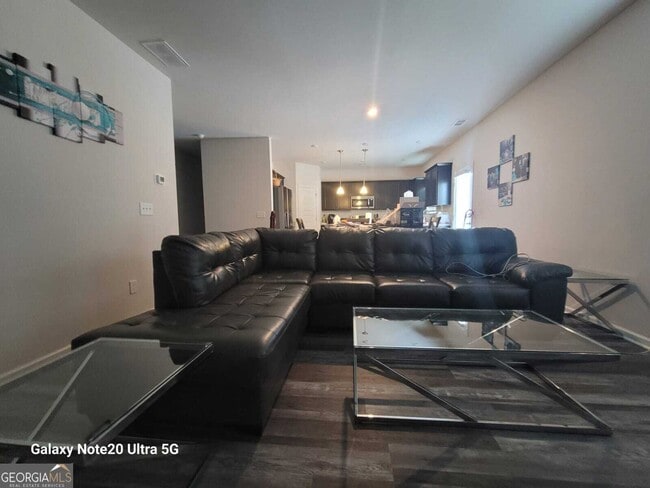 Photo - 1207 Lyndhurst Ln