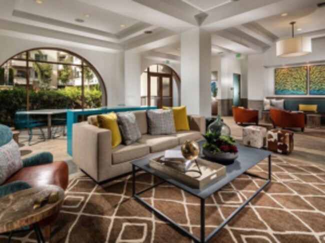 Photo - 1040 Glendon Ave Unidad 2188