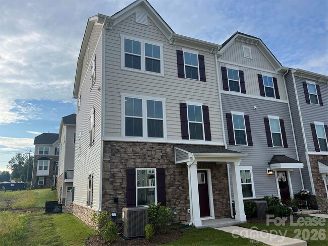 Building Photo - 1814 Aspire St