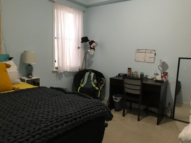 Photo - 1434 Willington St Unit B