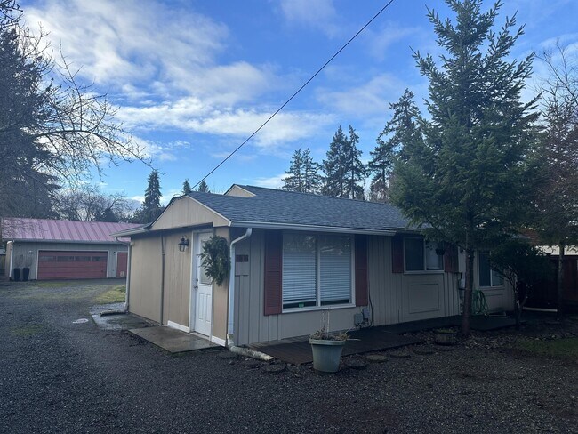 Photo - 6814 Foster St SW