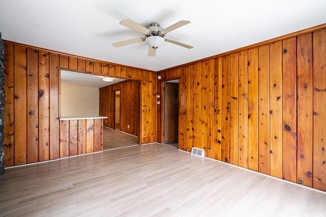 Photo - Beautiful 2 Bedroom Single Family on Paddo...
