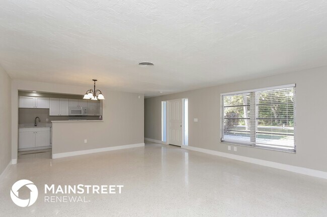 Photo - 2175 Gentian Rd