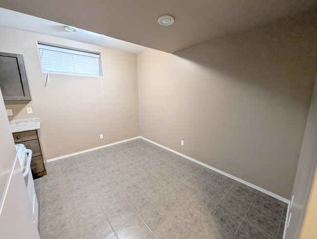Photo - 120A-1112 112 St