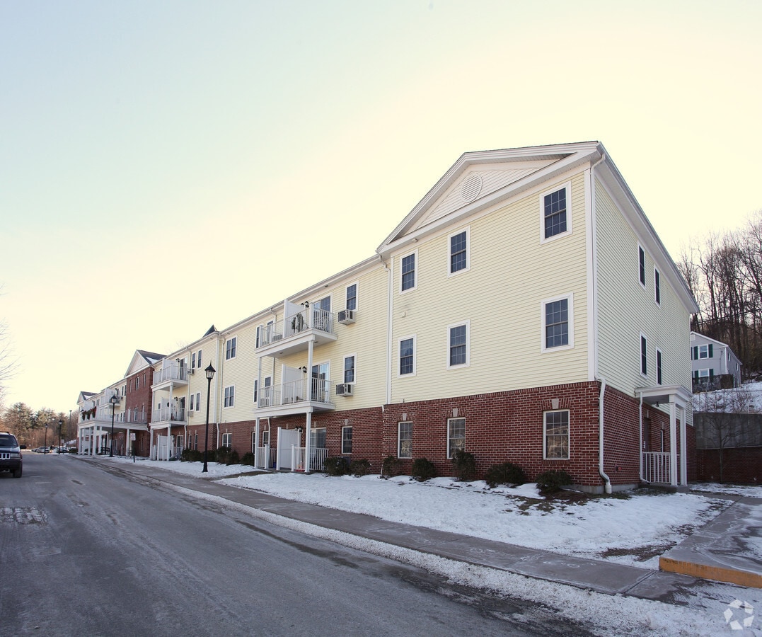 Photo - Glen Apartments