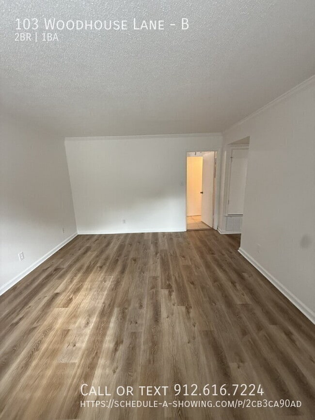 Photo - 103 Woodhouse Ln Unidad B