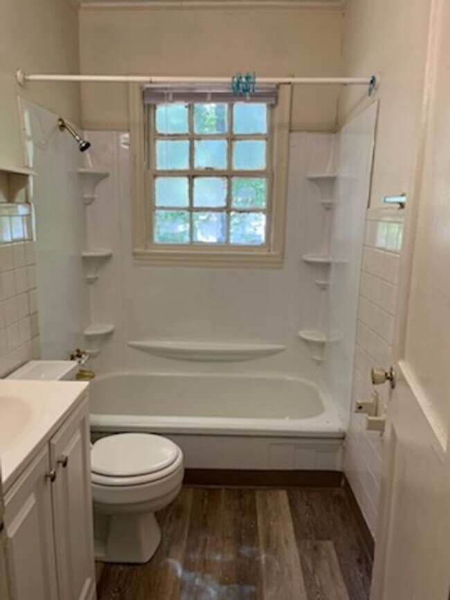 Photo - 3908 N Linden Dr