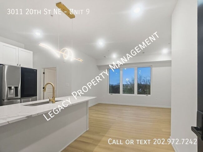 Photo - 3011 20th St NE Unit 7