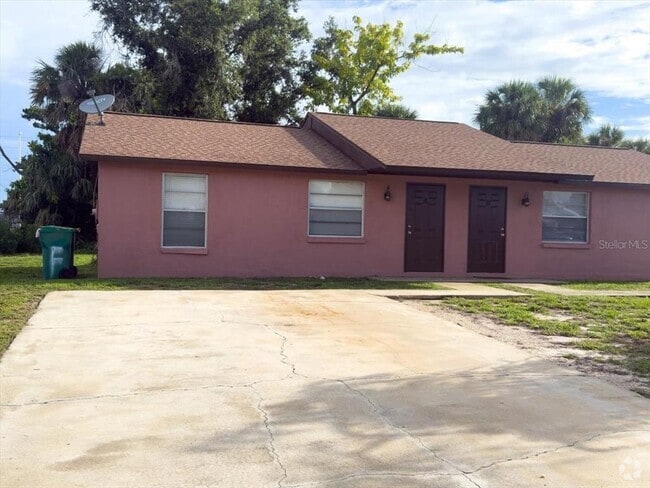 Building Photo - 11432 Poplin Ave Rental