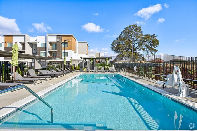 Building Photo - Verdell Pointe Rental