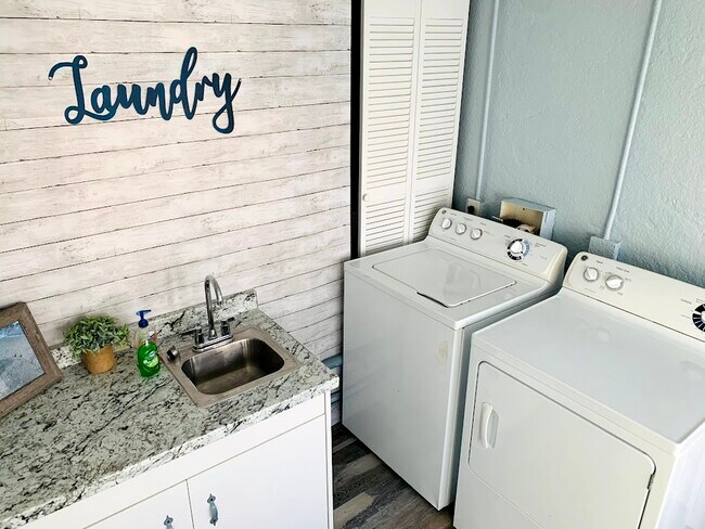 Photo - 117 Noxon St