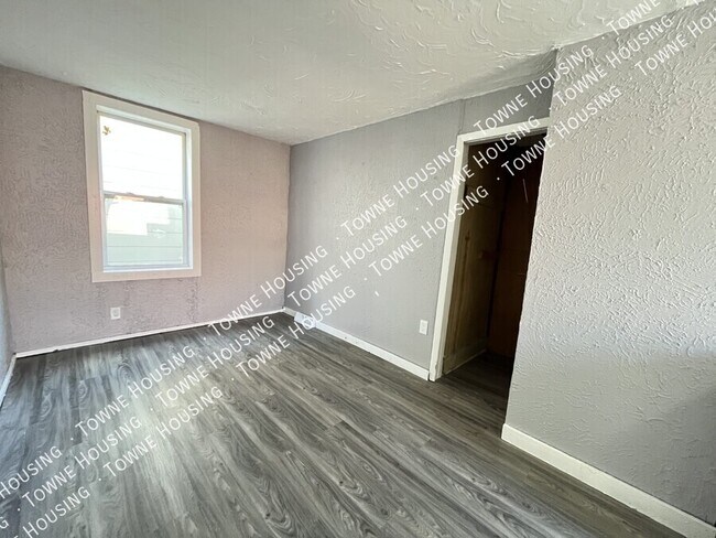 Photo - 114 Huetter Ave Unidad 2