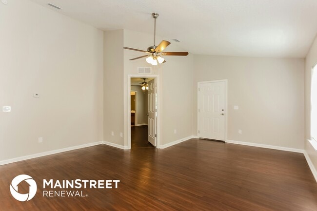 Building Photo - 8566 Maple St Rental