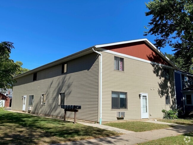 Building Photo - 721 Division St Unit 4 Rental